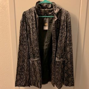 Woman's Plus size Snakeskin print Blazer
